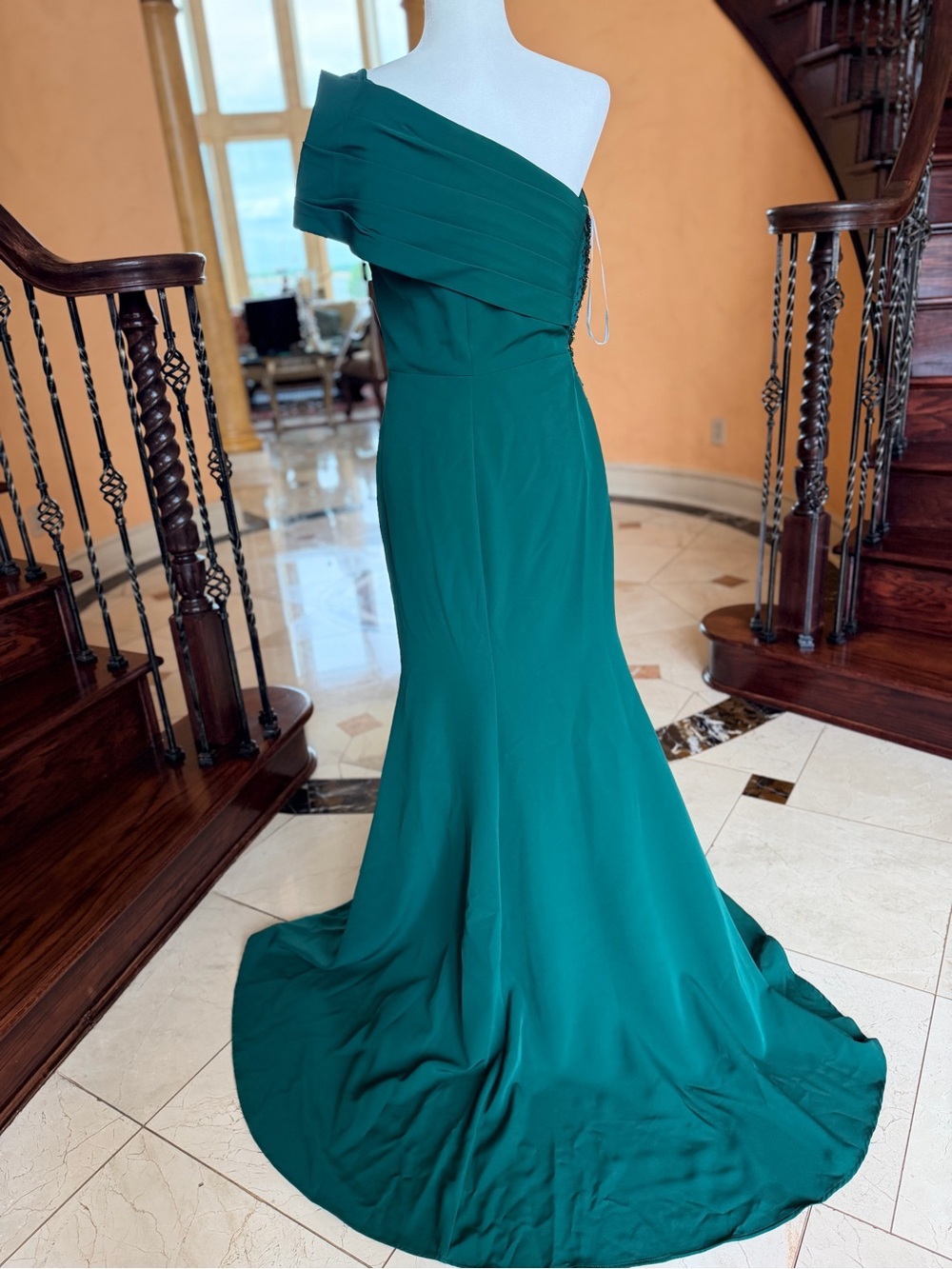 Terani Couture Emerald Green One-Shoulder Beaded Gown - Picture 6 of 13